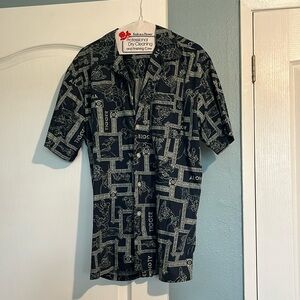 Hawaiian style shirt- Disney Tigger